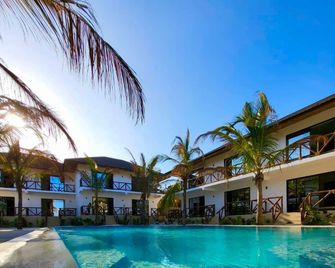 Sand Beach Boutique Hotel - Bwejuu - Pool