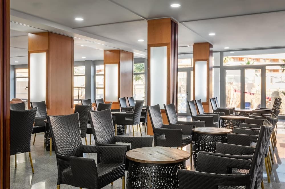 Hotel Fenix Family By Alegria