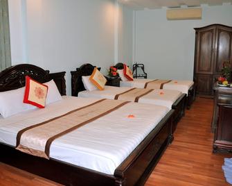 Thai Binh II Hotel - Hue - Bedroom