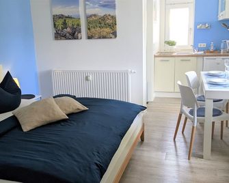 Goethes liebste Betten - stilvolle Ferienwohnungen im historischen Fachwerkhaus in Wernigerode - Parkplatz, Smart-TV, W-Lan - Wernigerode - Bedroom