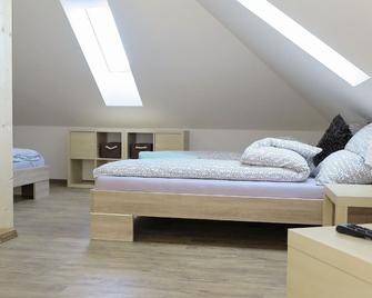 Detached Holiday Home in an Idyllic, Quiet Location With Terrace and Garden - Neunburg vorm Wald - Schlafzimmer