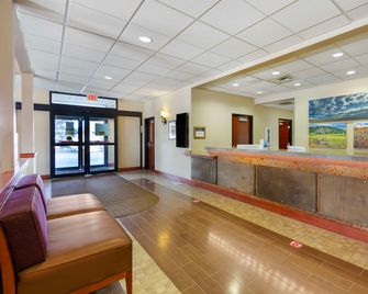 Best Western Golden Prairie Inn & Suites - Sidney - Receptie