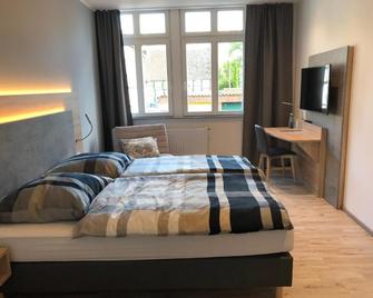 Burbaums Restaurant Hotel - Waltrop - Schlafzimmer
