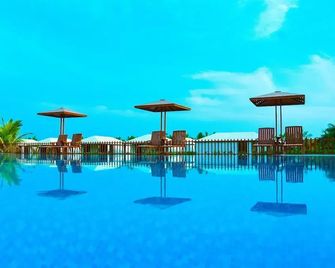 Dream Resort - Bhuj - Piscina