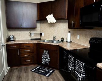 The Key To Comfort - Charlotte - Kitchen