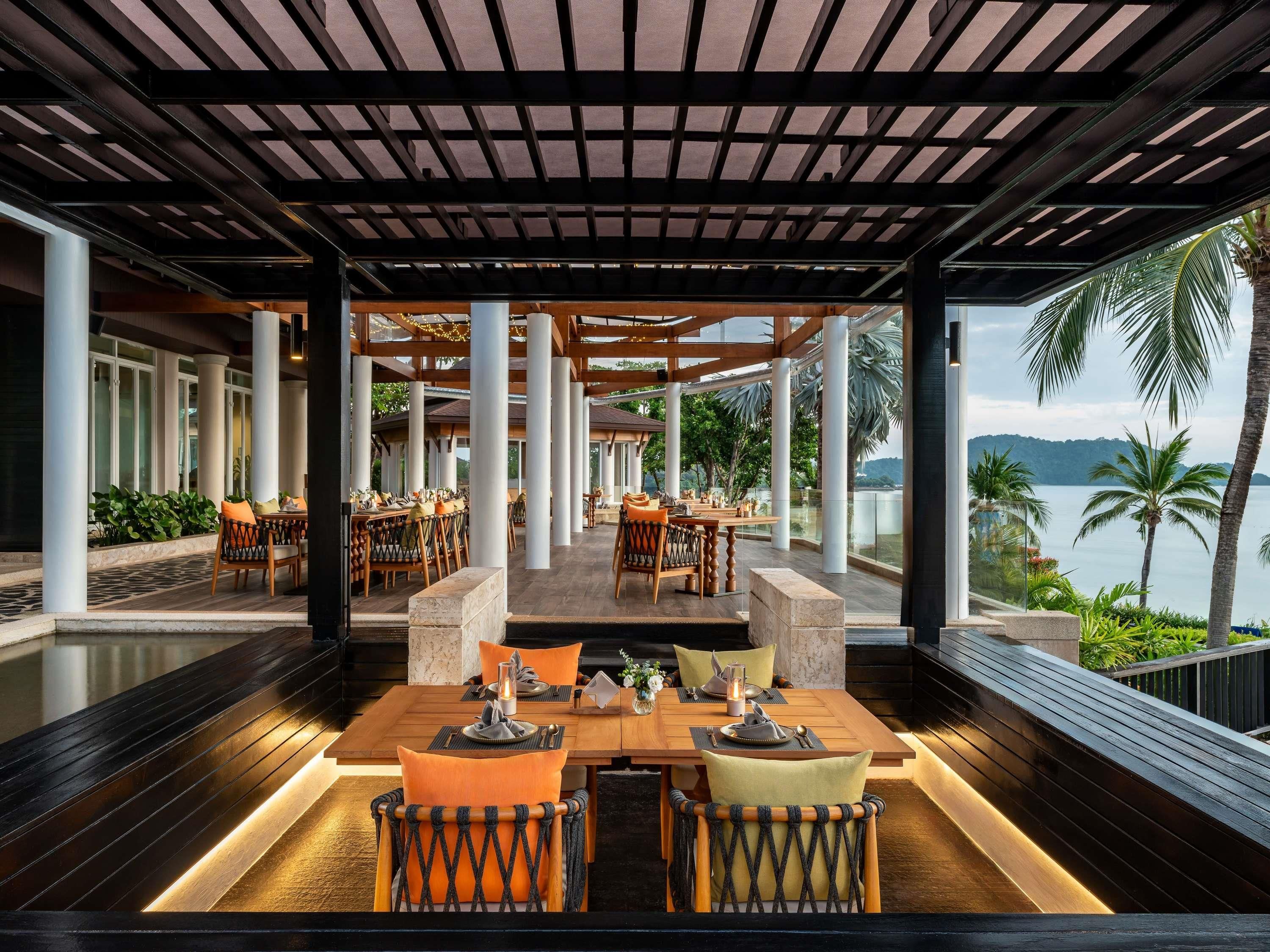 Pullman Phuket Panwa Beach Resort (Sha Plus+) - Wichit - Restaurant
