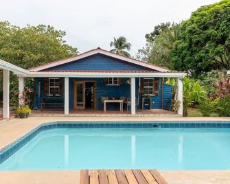 900 sq ft Casita w/Pool for short or long term rental - بونتا غوردا - حوض السباحة
