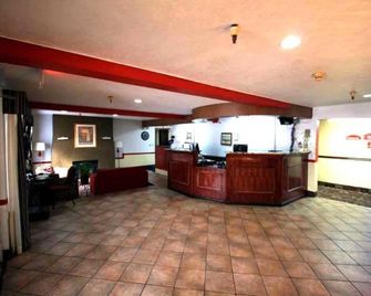 Norwood Inn Roseville - Roseville - Rezeption