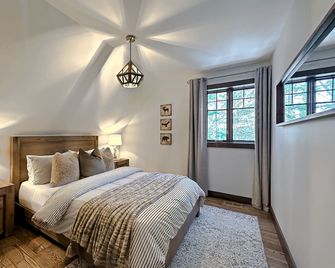 Ski-in/Ski-out | Hot Tub | Pool Table | Mont-Tremblant - Saint-Faustin-Lac-Carré - Slaapkamer