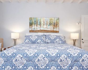 Cheltenham Suites - Caledon