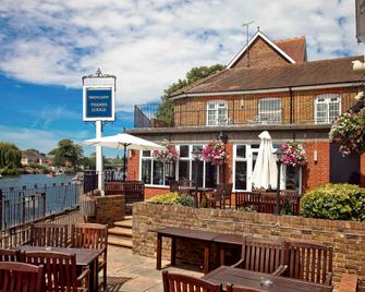 Sunday London Staines-upon-Thames Heathrow T5 - Staines-upon-Thames - Slaapkamer