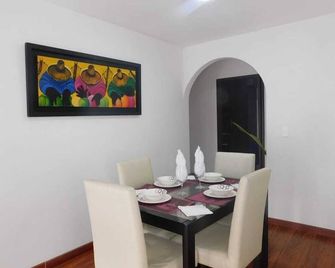 Apartasuites Plaza Modelia - Bogotá - Sala de jantar