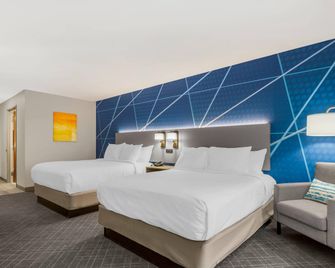 Comfort Inn & Suites - Watervliet - Bedroom