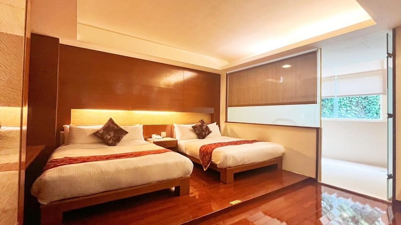 هوتل تيلون دونجبو سبا