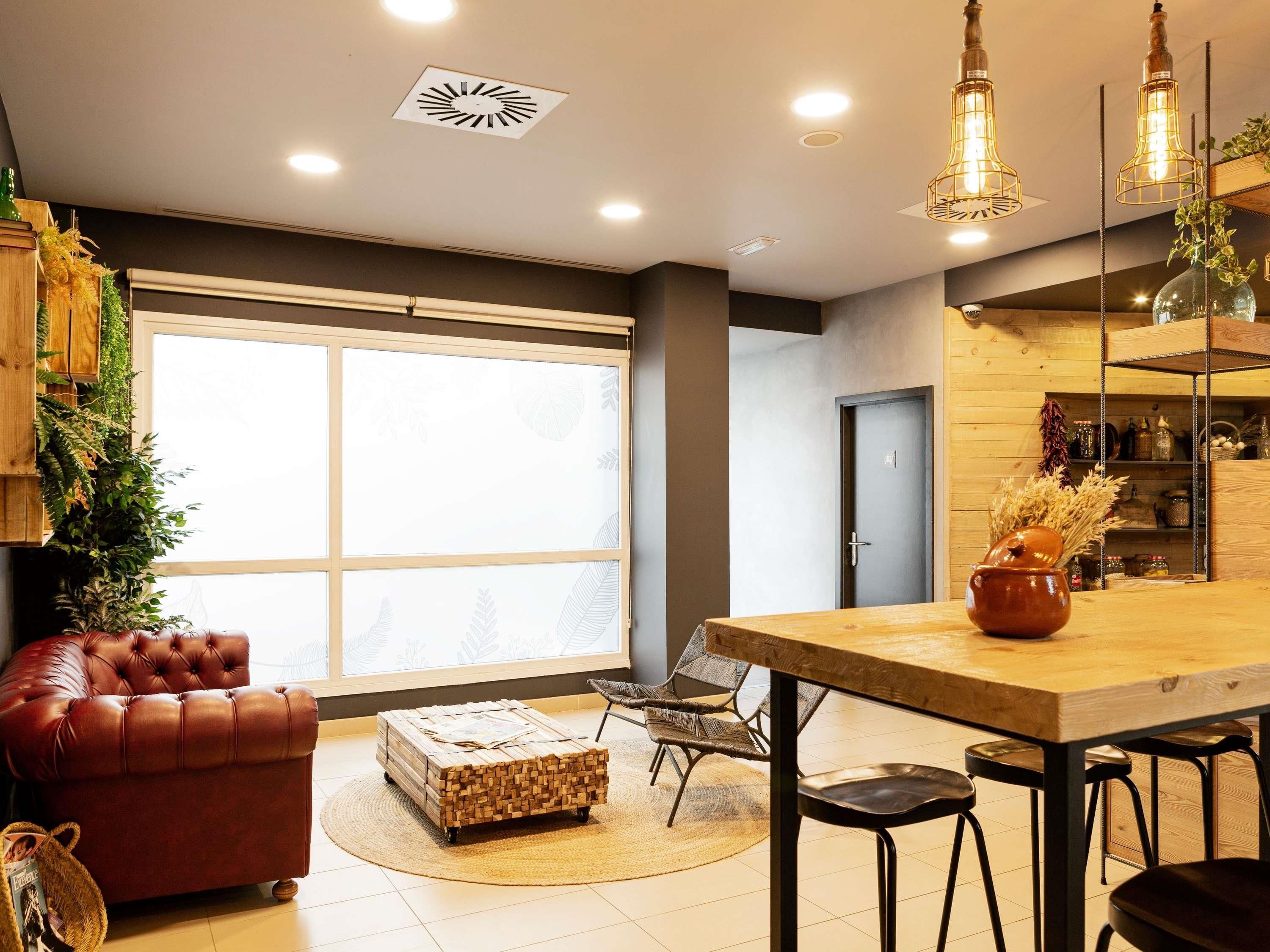 Ibis Oviedo - Ов'єдо - Будівля