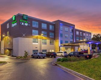 Holiday Inn Express Williamsburg - Williamsburg - Building