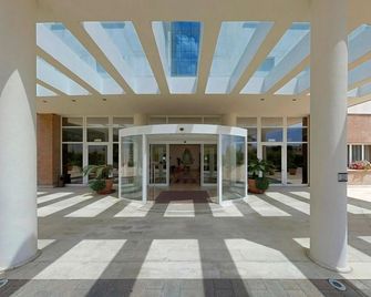 Hotel Centro di Spiritualità Padre Pio - San Giovanni Rotondo - Edificio