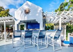 Grace Bay Beach Ocean Villas, Orchid Villa. Rated #1 On Trip Advisor. - Venetian Road Settlement - Balcony