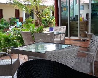 Spayhiti - Sihanoukville - Patio