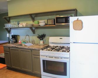 Riverbend on the Frio Motel 14 - Concan - Cocina