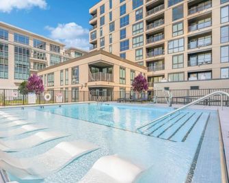 5 Star Luxury Condominium | Pool+Gym+Epresso+More - インディアナポリス