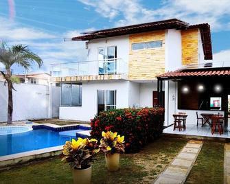 Beautiful Duplex Guest House or Vacation Rental in Praia do Meio/Araçagy - São Luís