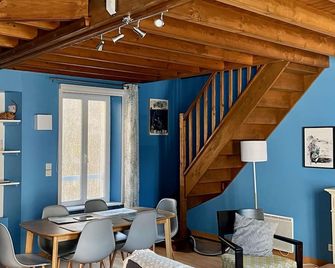 L'hippocampe - appt mezzanine centre d'Arromanches - Arromanches-les-bains - Dining room