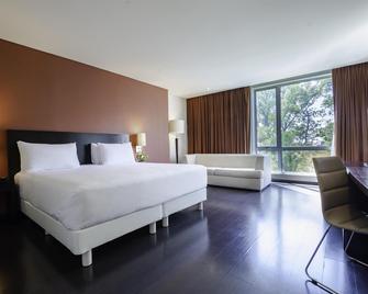 NH Puebla Centro Histórico - פואבלה - חדר שינה