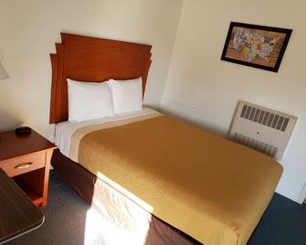 Country Inn - Marion - Bedroom