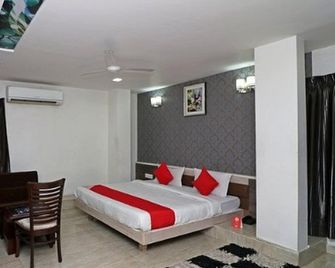 Hotel Smriti Star - Bhópál - Ložnice