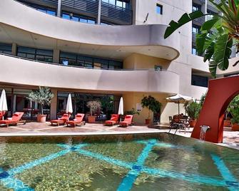 Lancaster Tamar Hotel - Beirut - Pool
