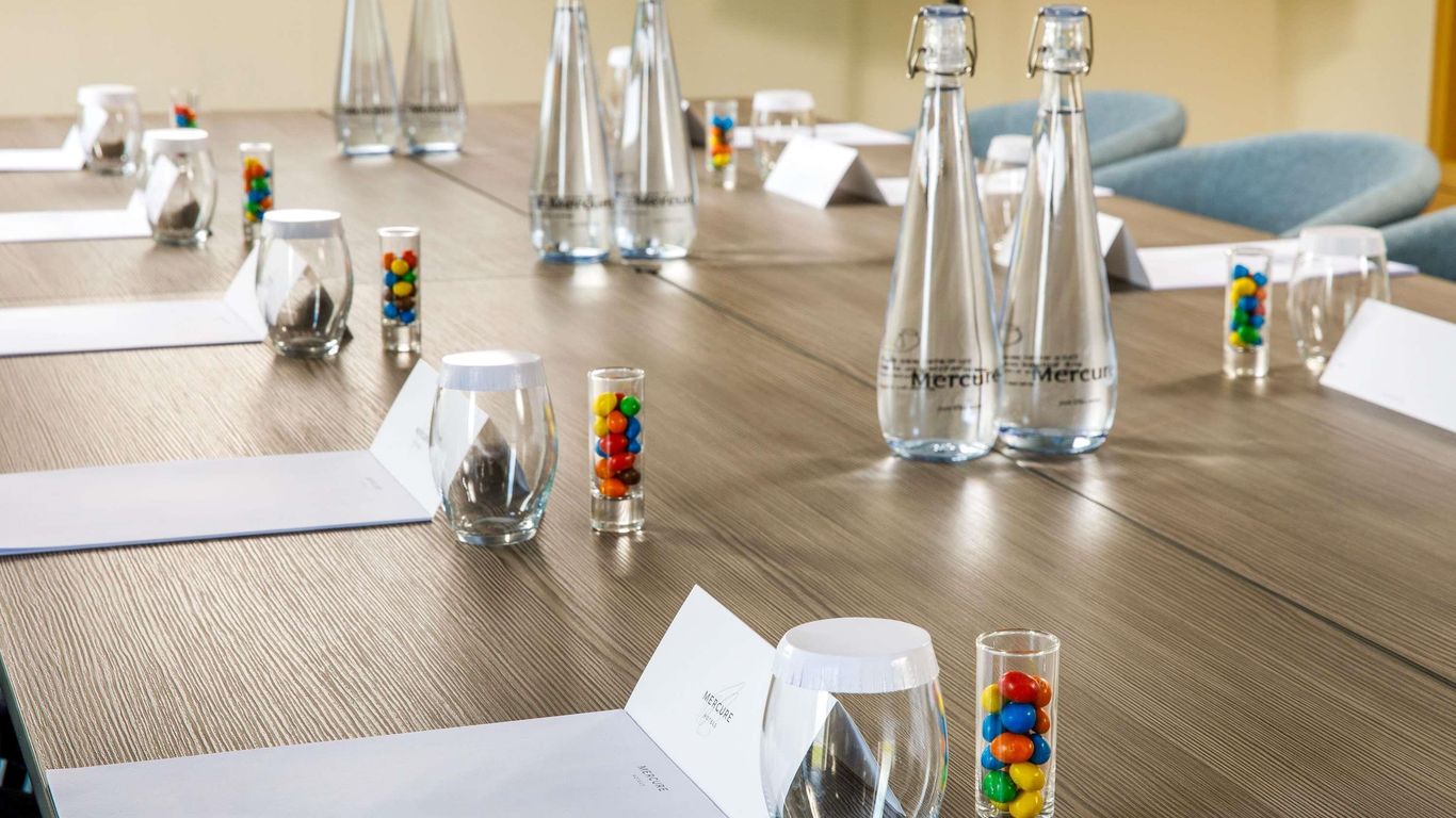 Mercure Cardiff North Hotel