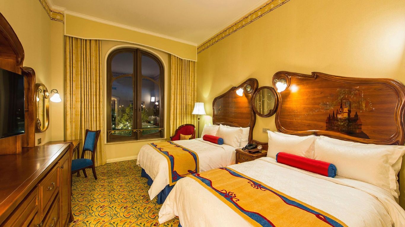 Shanghai Disneyland Park Hotel