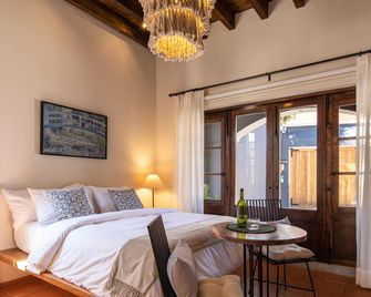 Rooftop Jacuzzi! Country-style 4 Bedroom Cottage - San Miguel de Allende - Habitación