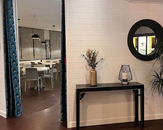 Hotel Le Keroman - Lorient - Front desk