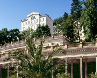 فندق أونتاريو - كارلوفي فاري - مبنى