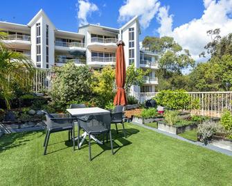 The Hill Apartments - Currumbin - Patio