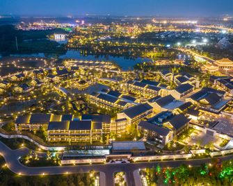 DoubleTree by Hilton Yancheng Dayangwan - Yancheng - Outdoor view