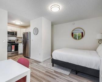 Remodeled Studio in Heart of DT Tacoma - 3 - Tacoma