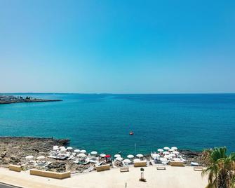 Grand Hotel Riviera - Cdshotels - Santa Maria al Bagno - Spiaggia