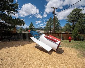 Hotel Estes - Estes Park - Pátio