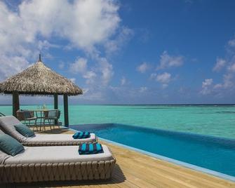 Velassaru Maldives - Velassaru - Pool