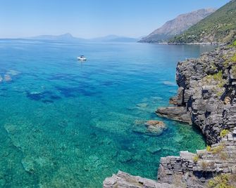 Hotel Ristorante Borgo La Tana - Maratea