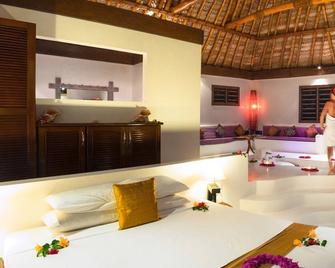 Navutu Stars Resort - Yanggeta Island - Bedroom