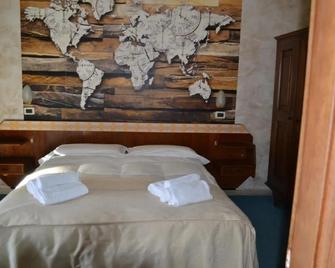 Hotel Rosa Serenella - Bardonecchia - Ložnice