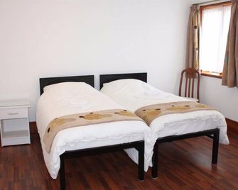 Breeze Guest House - Bootle - Bedroom