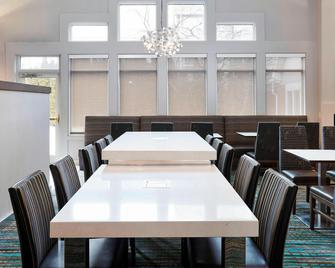 Residence Inn by Marriott Detroit Pontiac/Auburn Hills - Pontiac - Restaurant