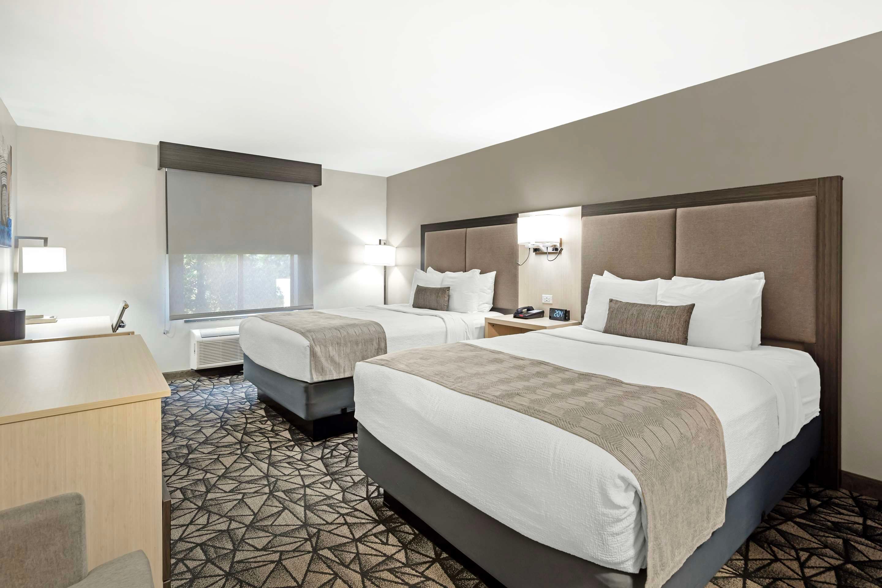 Bedroom view of Best Western Morton Inn