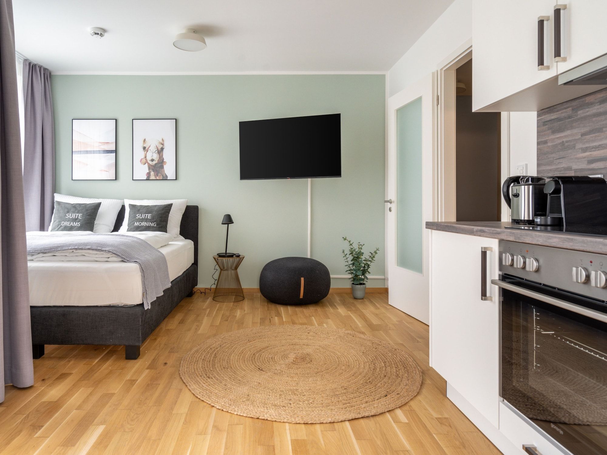 Other view of limehome Dresden Wallstraße