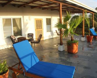 Stay, relax and explore in Almond Tree, our tropical oasis by the Caribbean Sea. - Punta Gorda